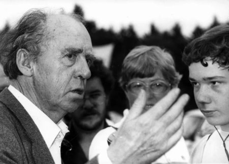 Heinrich Böll — Körpünün üstündə